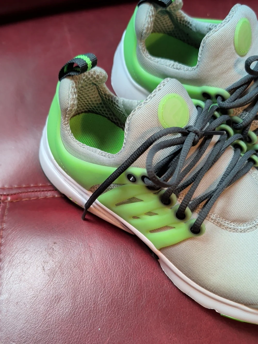 Nike Neon Green Athletic Sneakers Boy's Size 6 Y